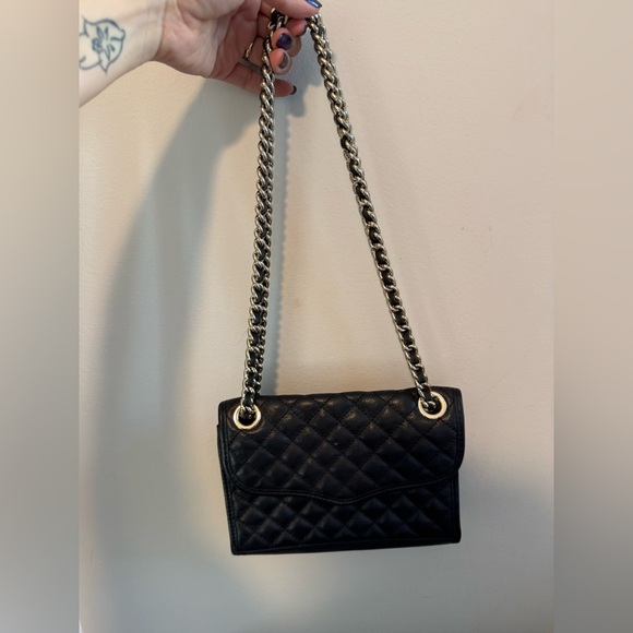 Rebecca Minkoff Handbags - Rebecca Minkoff Elegant Black Quilted Chain Shoulder Bag